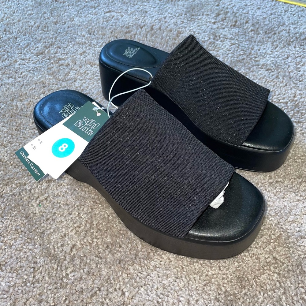 a new days black slides/sandals size 8